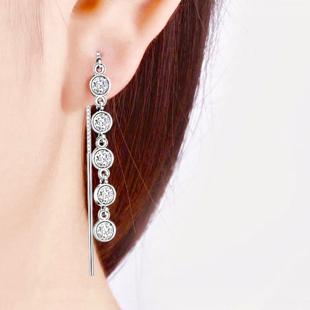 ✨New✨Austrian Solitaire Bezel Line Drop Earrings✨